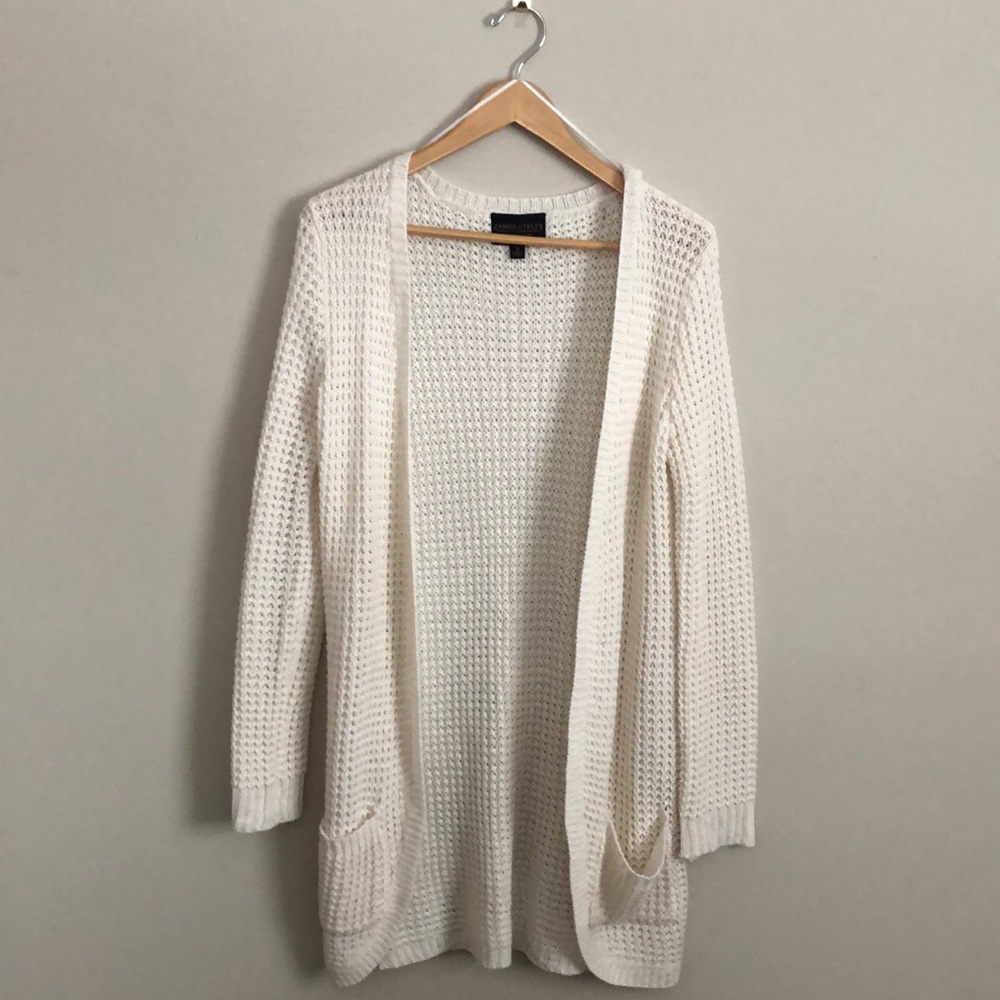 Absolutely Creative Off-White knit cardigan sz Med